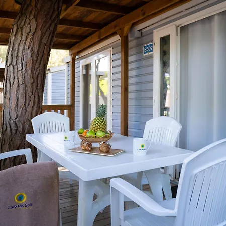 Adriano Family Village