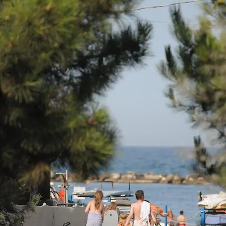 Parco vacanze Adriano Family Village 4*
